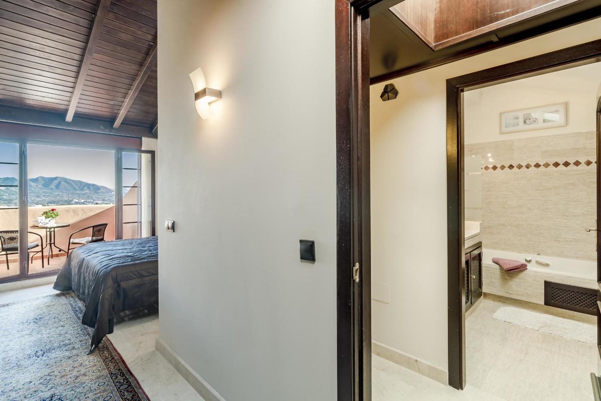 Selecta Penthouse Jazmin Apartment Ojen Luaran gambar