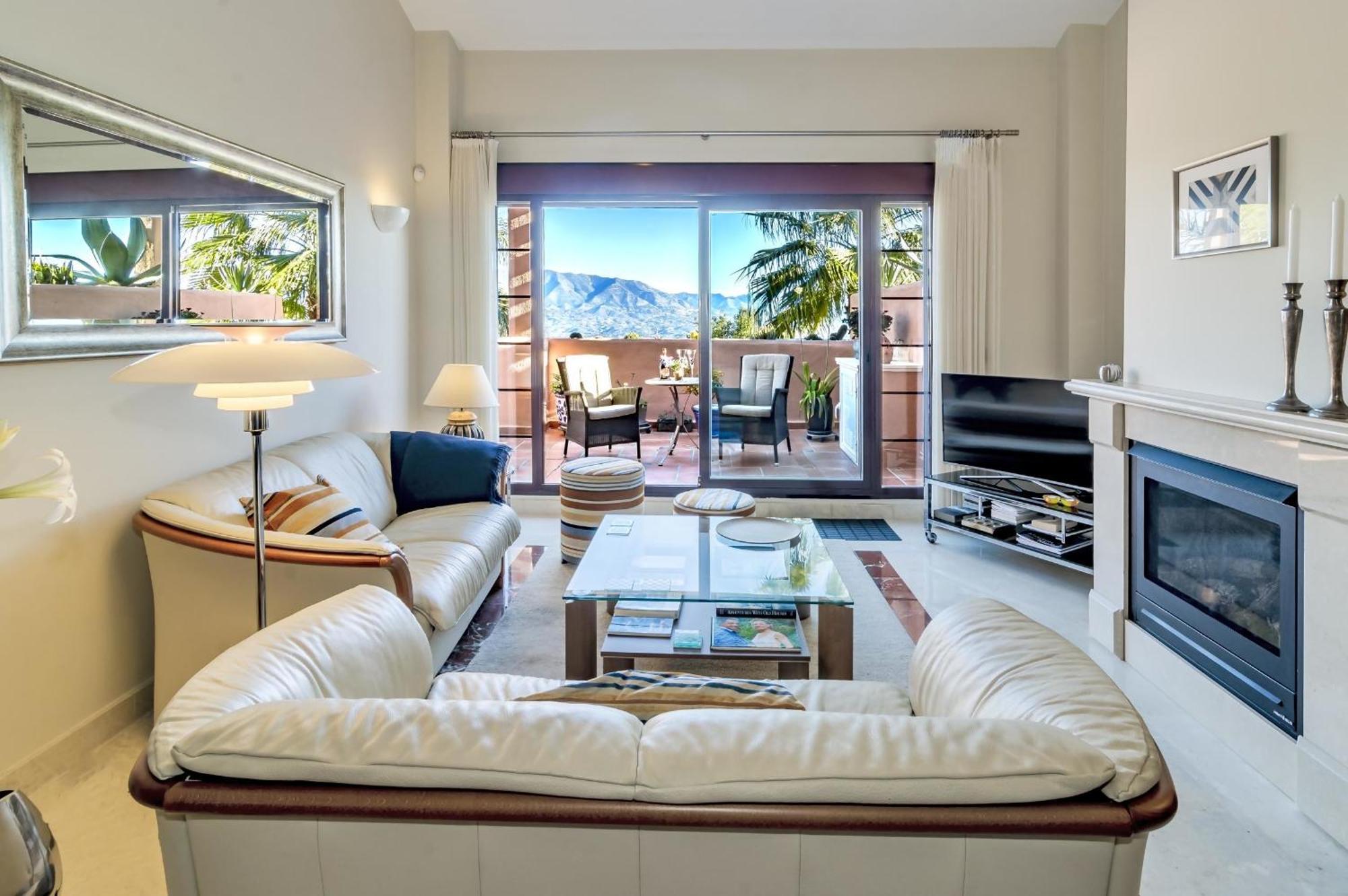 Selecta Penthouse Jazmin Apartment Ojen Luaran gambar